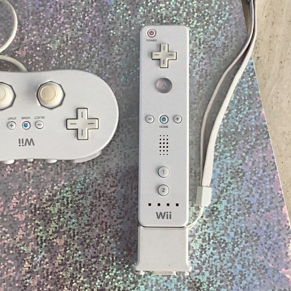 Nintendo Wii Remote & Motion Plus Adapter & Wii Classic Controller Lot Of 2 OEM - Picture 7 of 16